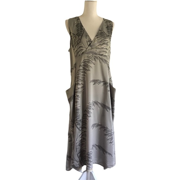 Whistles Dress Gray Palm Leaf Print Empire Lagenlook Pockets Size 8 - Picture 1 of 12